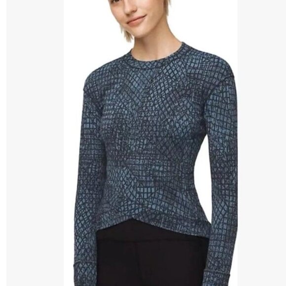 Lululemon long sleeve - Picture 1 of 4